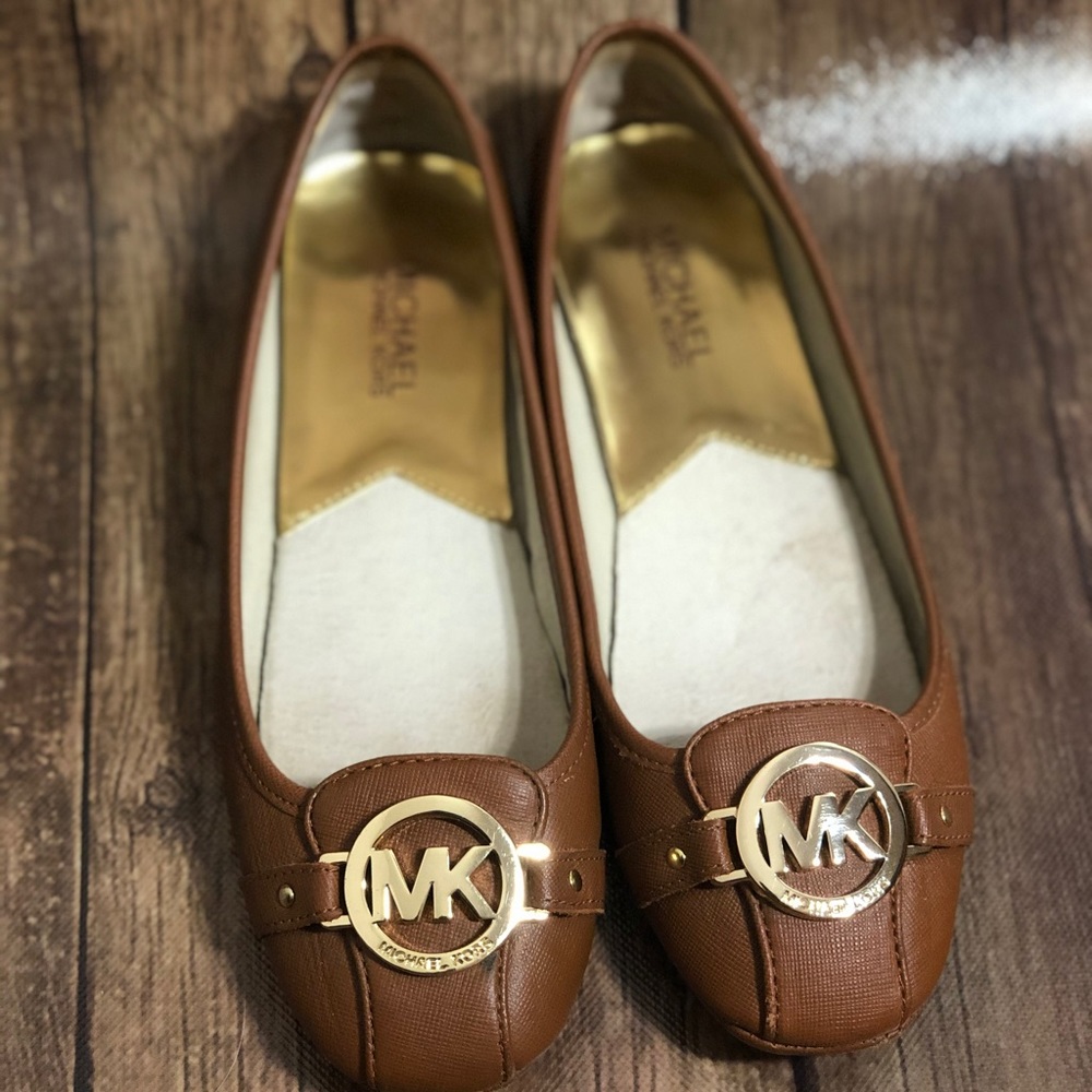 Michael Kors flats